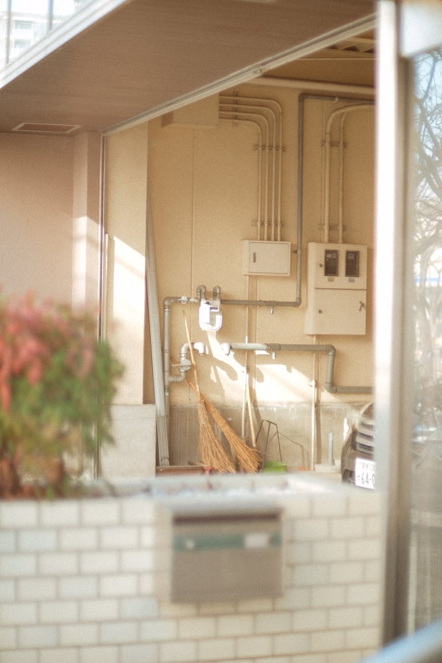 Comprehensive guide to home organization and storage systems